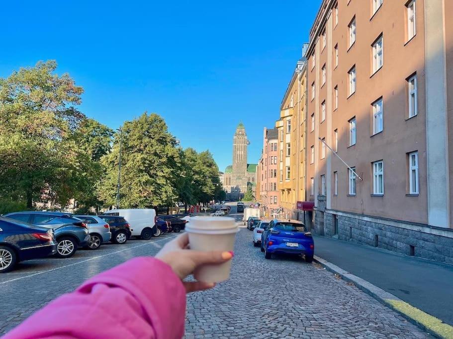 Urban Penthouse Next To Metro With City Views Helsinki Exterior photo